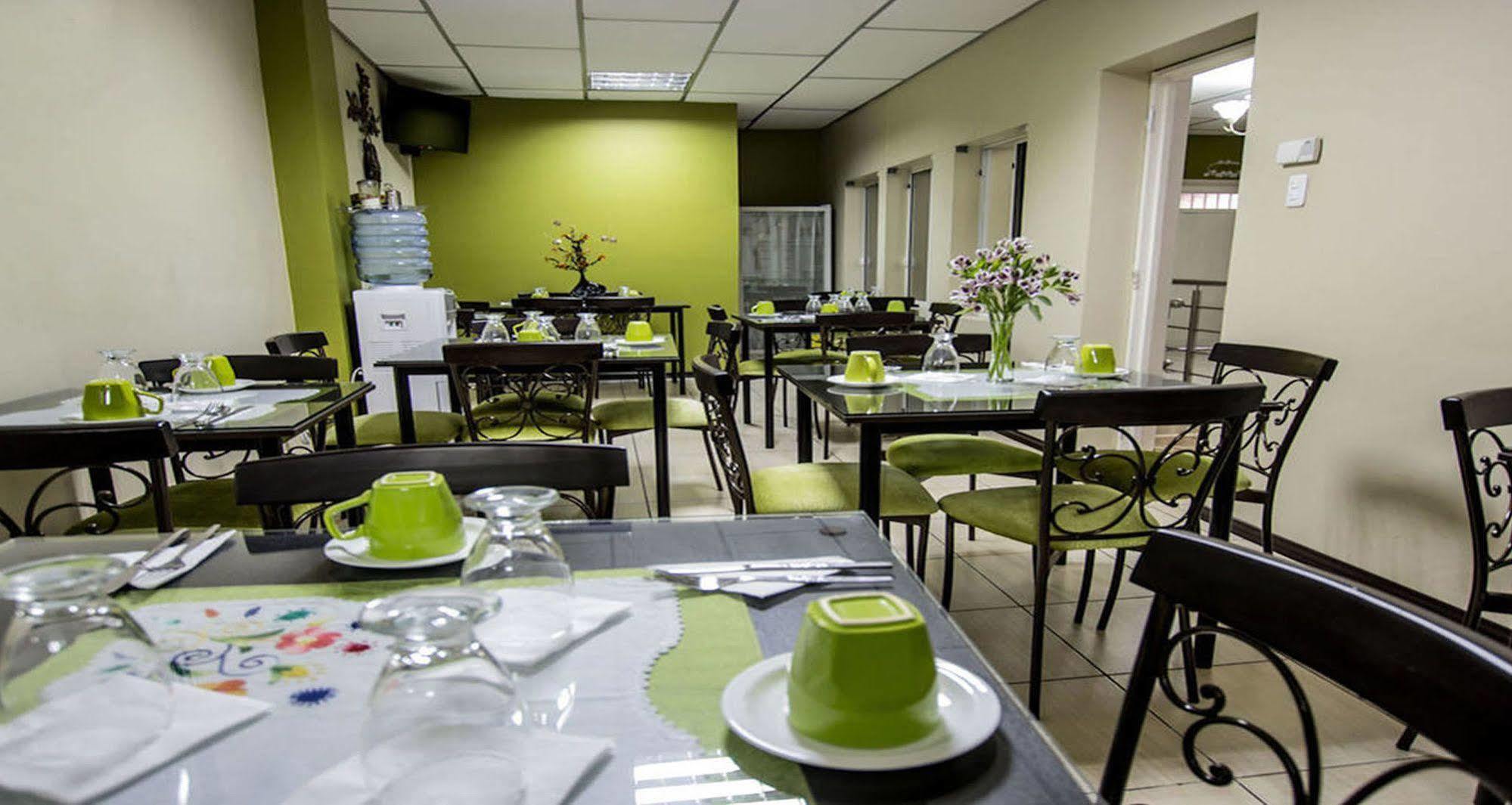 Hotel Las Gardenias Cuenca Eksteriør billede